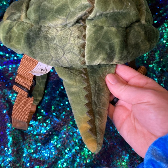 🦖Universal studios dinosaur plush backpack🦖 - Picture 4 of 14